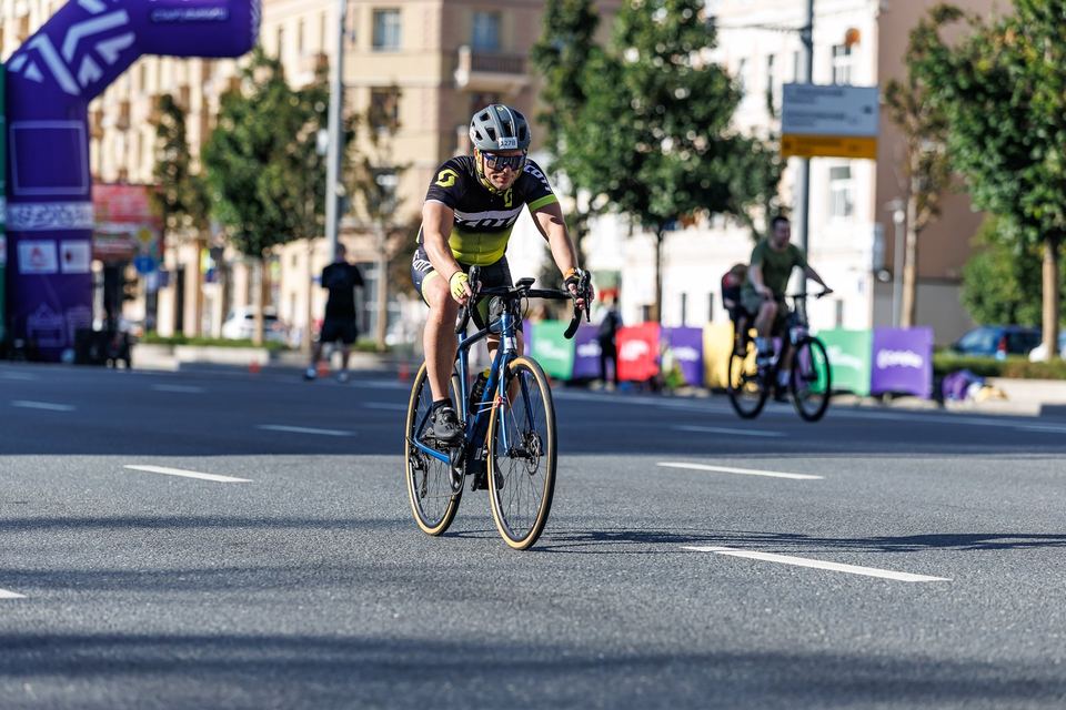 Фото 4fdf1c3958974741bc3c9469b590e20f с события Cyclingrace Вечернее Садовое