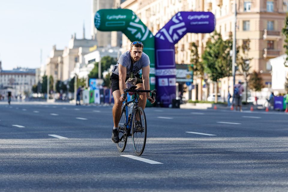 Фото b18c26739b3d490ba6ffab54a5f39fae с события Cyclingrace Вечернее Садовое