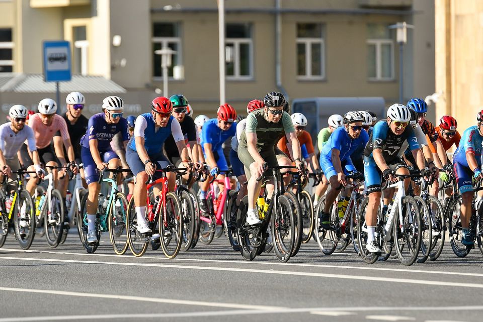 Фото 48d9c1087d85465b83b9d43659d3b9b6 с события Cyclingrace Вечернее Садовое
