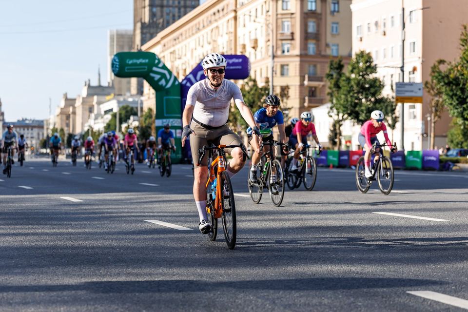 Фото 9442e76b62b34a1d81332a5ce4111e85 с события Cyclingrace Вечернее Садовое