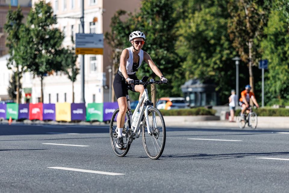 Фото 2c8a0cbe30c34e35a5eacbedc10c1b1e с события Cyclingrace Вечернее Садовое