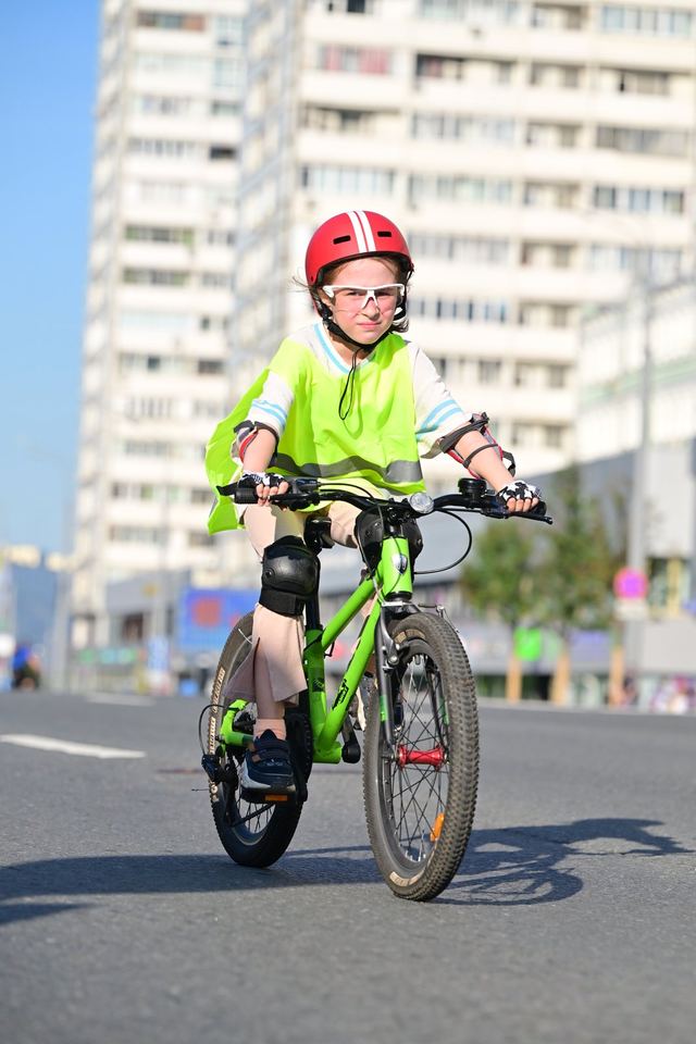 Фото 1435c859759d40b88e79371fc518e426 с события Cyclingrace Вечернее Садовое