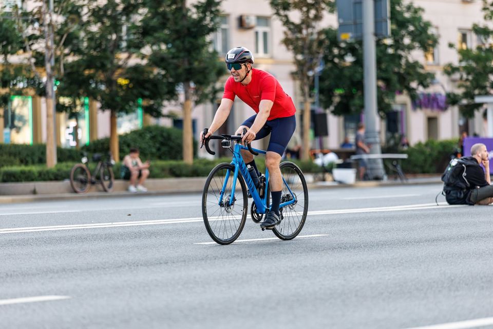 Фото 8acc438e69174c5ea6e623feb410ff66 с события Cyclingrace Вечернее Садовое