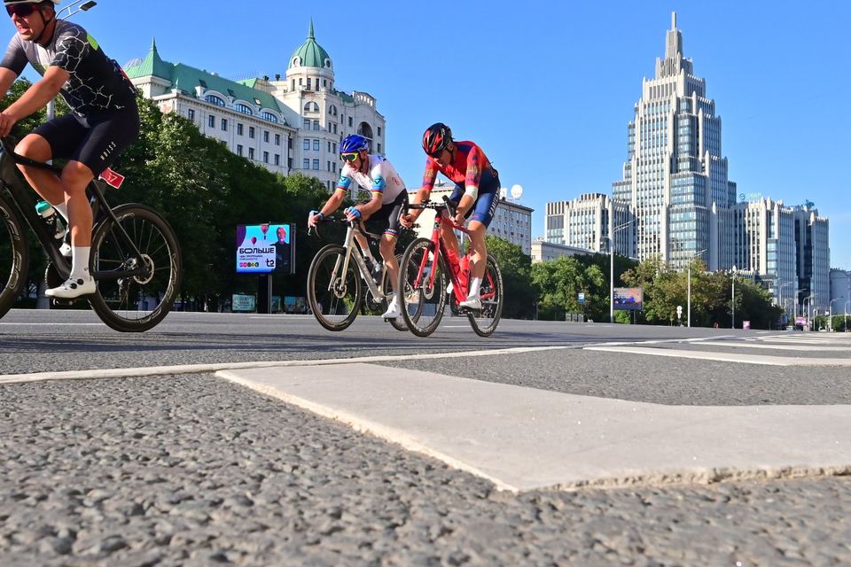 Фото 40275764dea04b96a78b14a12ae9bdd7 с события Cyclingrace Вечернее Садовое