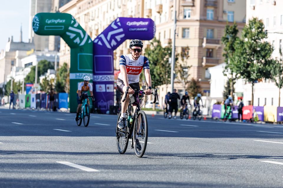 Фото 859083e720b24d16a4f9e9f0d3c81e1d с события Cyclingrace Вечернее Садовое