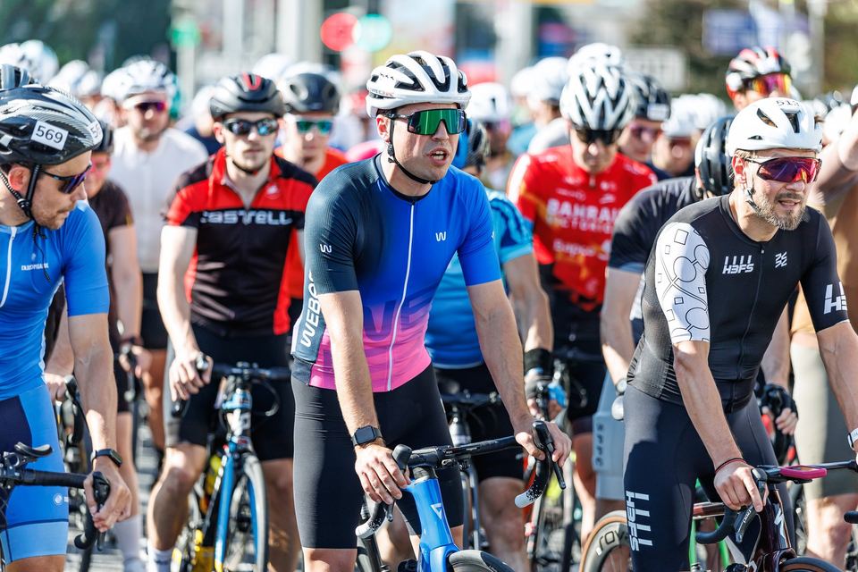 Фото 2ce1b346bdcc4dfab1e29cd260d8c201 с события Cyclingrace Вечернее Садовое