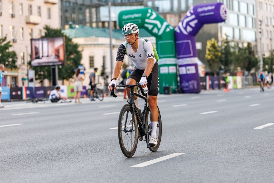 Фото ba86a45a1f5a4e79948622bb0694234e с события Cyclingrace Вечернее Садовое