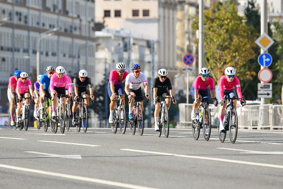 Фото 6ac82d2d11904ce2b723111ce1efbd44 с события Cyclingrace Вечернее Садовое