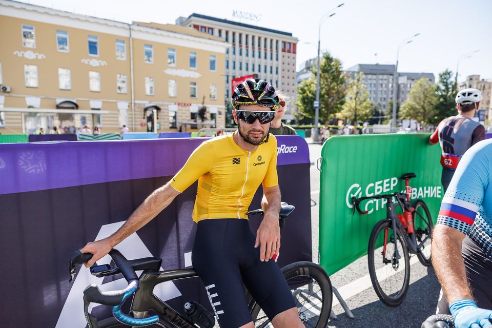 Фото 07ce0af163334c81920ec877cb132818 с события Cyclingrace Вечернее Садовое