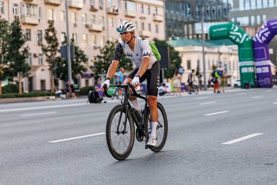 Фото 8fc9a0fff03141e1837128ceaed9babe с события Cyclingrace Вечернее Садовое