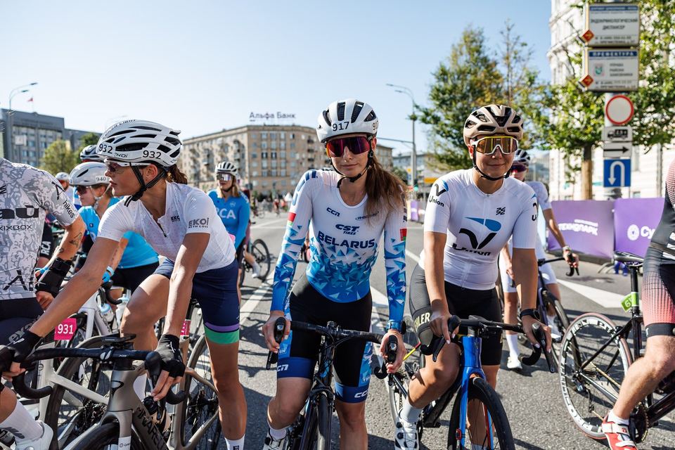 Фото 6b14d1f221c444aa8c2a31e46461744c с события Cyclingrace Вечернее Садовое