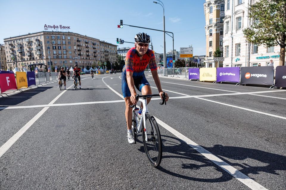 Фото 3007feff9ae047848733b9daa5453b39 с события Cyclingrace Вечернее Садовое