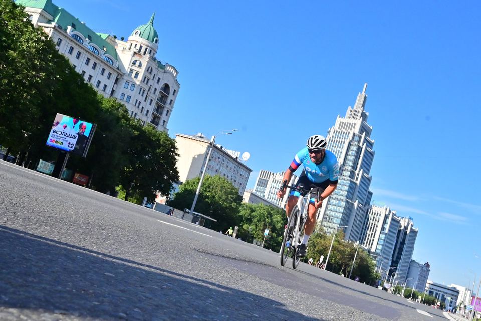 Фото 4ade5c4987a3467981e9ba73c371e265 с события Cyclingrace Вечернее Садовое