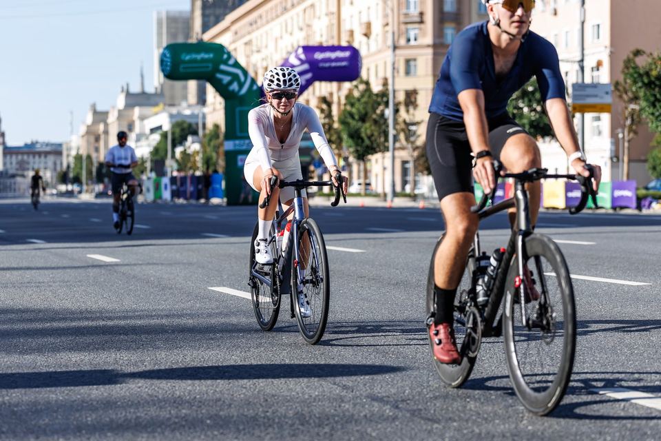Фото 9d0d1758f2b943d9890c143abbdb43c6 с события Cyclingrace Вечернее Садовое