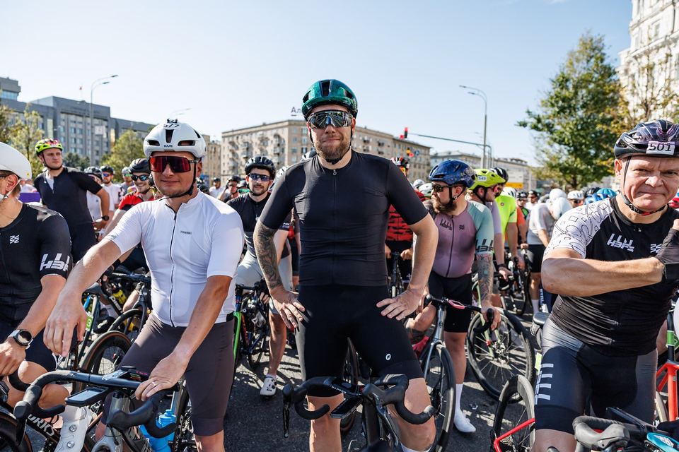 Фото 65bf6bd0f4ba4b3b90f950be52e4bb3c с события Cyclingrace Вечернее Садовое