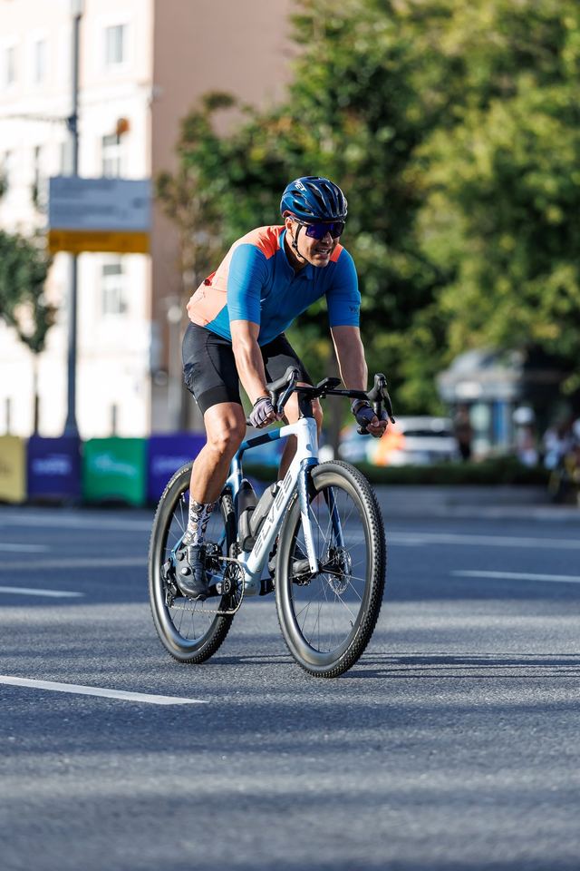 Фото 50ee940f4b244282a319ac591869b7e7 с события Cyclingrace Вечернее Садовое