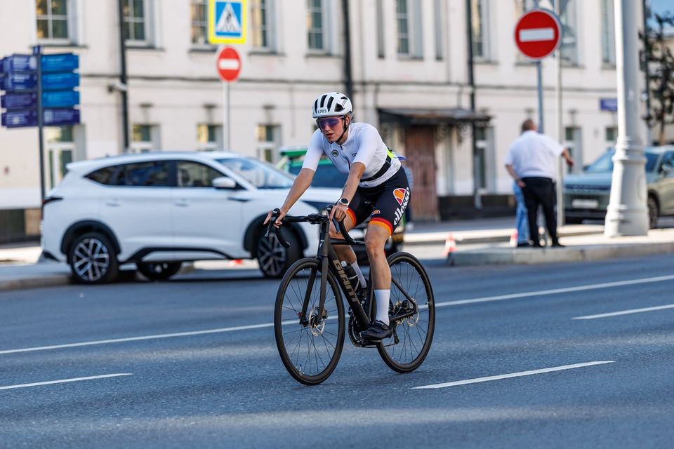 Фото 900bfbbed71d4c6c8761a9806ef94bf4 с события Cyclingrace Вечернее Садовое