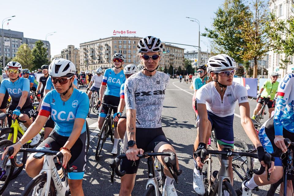 Фото 4ae715e172e04ddb9ca06f18859a9e4a с события Cyclingrace Вечернее Садовое