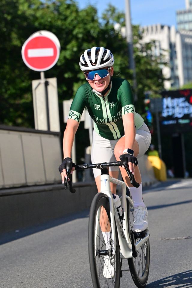 Фото 1a5313a2e9134986ab8c0a26f8bd12f6 с события Cyclingrace Вечернее Садовое